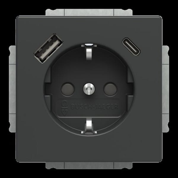 Schukosteckdose mit USB-A und USB-C Anschlüssen