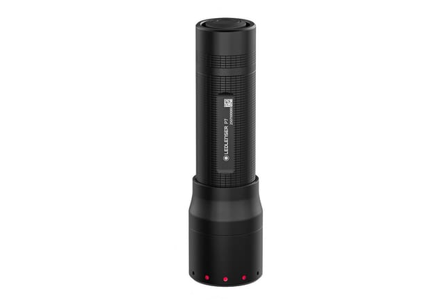 P7, Taschenlampe