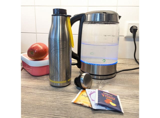 NATIONAL GEOGRAPHIC Thermoflasche National Geographic Thermosflasche 500ml, Edelstahl, Auslaufsicher, Edelstahl-Isolierflasche hält Getränke bis zu 6 Std. warm oder kühl