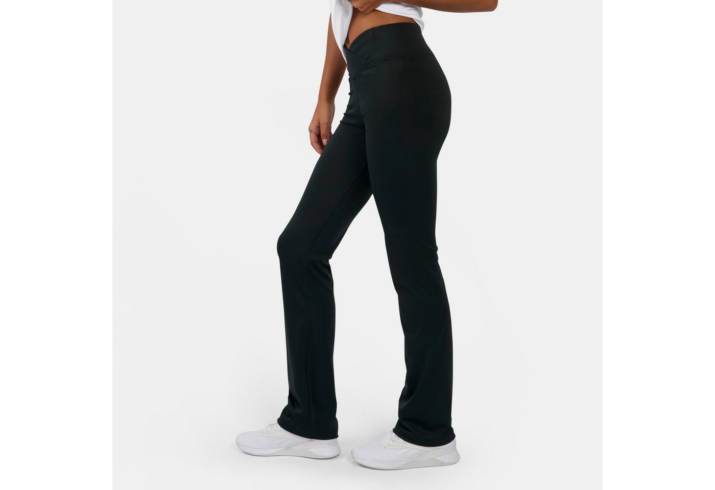 Reebok Trainingstights CORE HIGH RISE BOOTCUT PANT Bootcut-Schnitt, mit leicht ausgestelltem Saum Bild 2