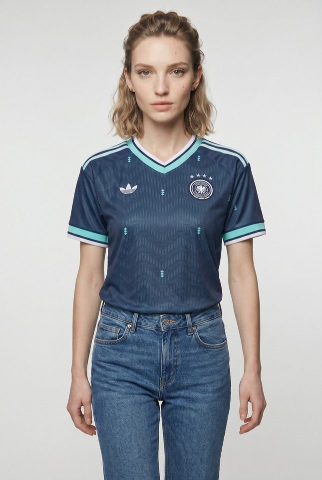 adidas Performance Fußballtrikot DEUTSCHLAND 26 AUSWÄRTSTRIKOT mit Climacool Technologie, Doppelstrickkonstruktion Bild 2