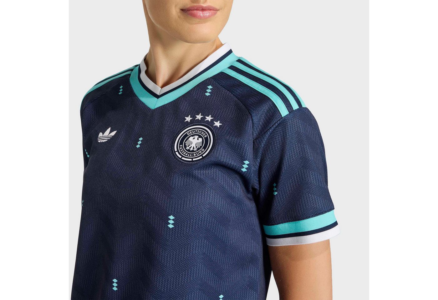 adidas Performance Fußballtrikot DEUTSCHLAND 26 AUSWÄRTSTRIKOT mit Climacool Technologie, Doppelstrickkonstruktion Bild 3