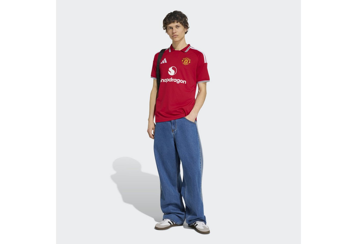 adidas Performance Fußballtrikot MANCHESTER UNITED 26/27 HEIMTRIKOT mit schmaler Passform, mit gestreiftem Kragen und Bündchen Bild 2