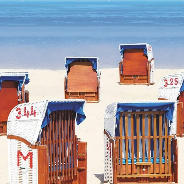 marburg Vliestapete »Smart Art Easy«, Strandkorb, Strand, beige/blau