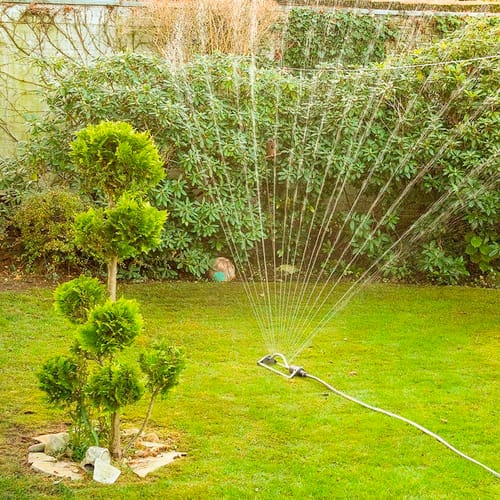 Mr. GARDENER Viereckregner, mit Hartkunststoffdüsen - schwarz