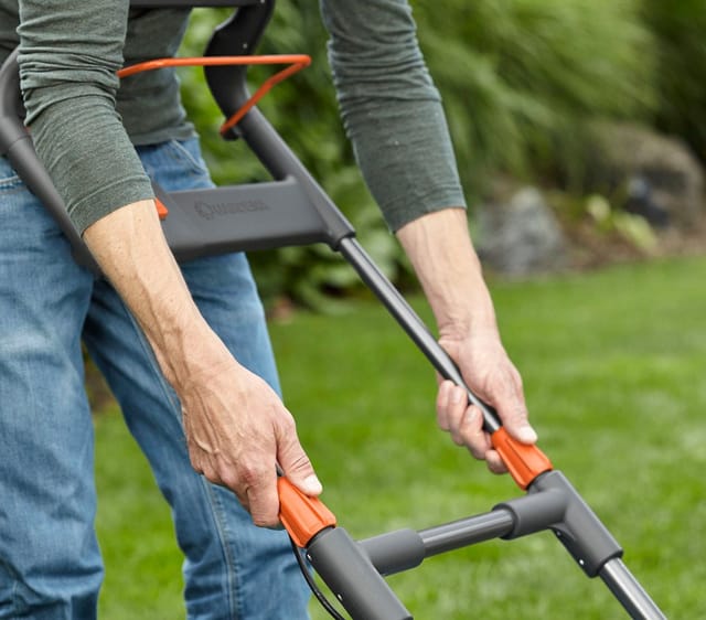 GARDENA Elektro-Rasenmäher, 1800 W, Schnittbreite 42 cm, grau/türkis - bunt