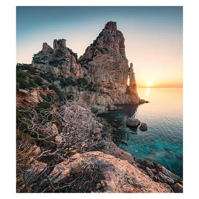 KOMAR Vliestapete »Colors of Sardegna«, Breite 250 cm, seidenmatt - bunt
