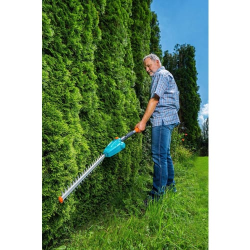 GARDENA Teleskop-Heckenschere, Akku, L: 245 cm, türkis - bunt