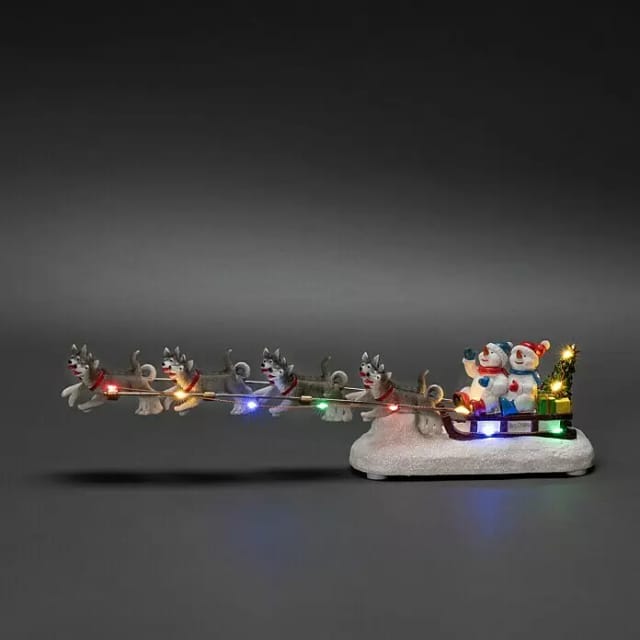 Konstsmide LED-Dekoration, Schneemann mit Hundeschlitten, Batteriebetrieb, bunt
