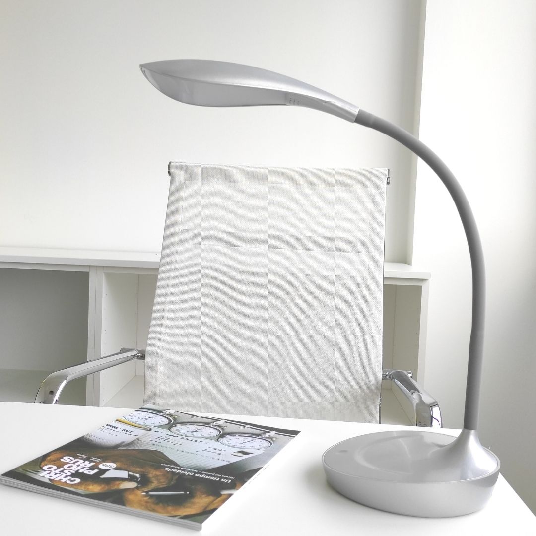 Led-touchlampe, Einstellbare Helligkeit Und Usb 4,4w 6500k Silber