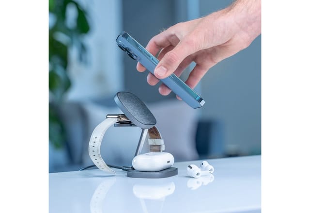 XLayer MagFix Pro 3 in 1 Wireless Travel Charger