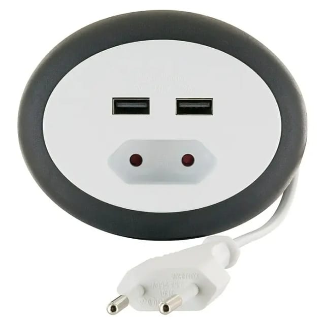 Schwaiger® Euroverlängerung mit 2 x USB Port in Weiß - 3 m Kabel