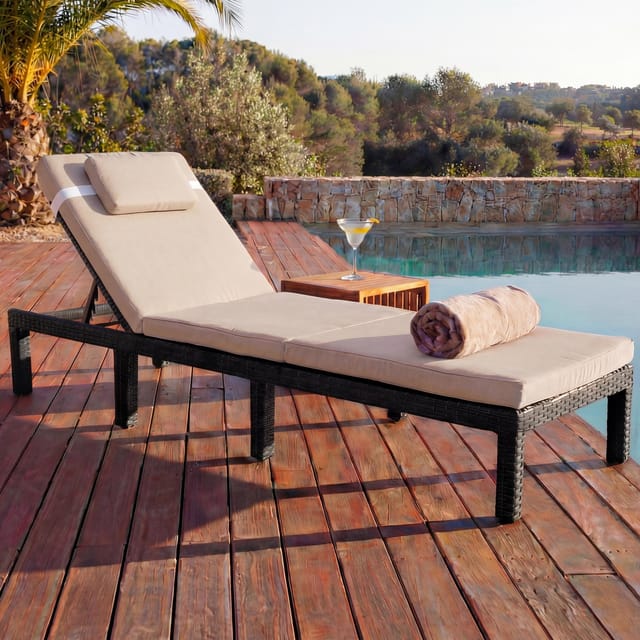 MCW Poly-Rattan Sonnenliege A51 Premium Braun Kissen Creme