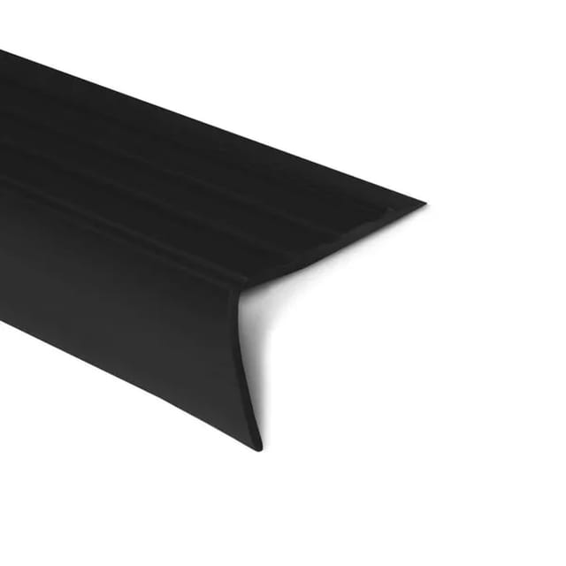 KARAT Stufenkantenprofil Michigan - Treppenkantenprofil Schwarz 45 x 42 x 1200 mm