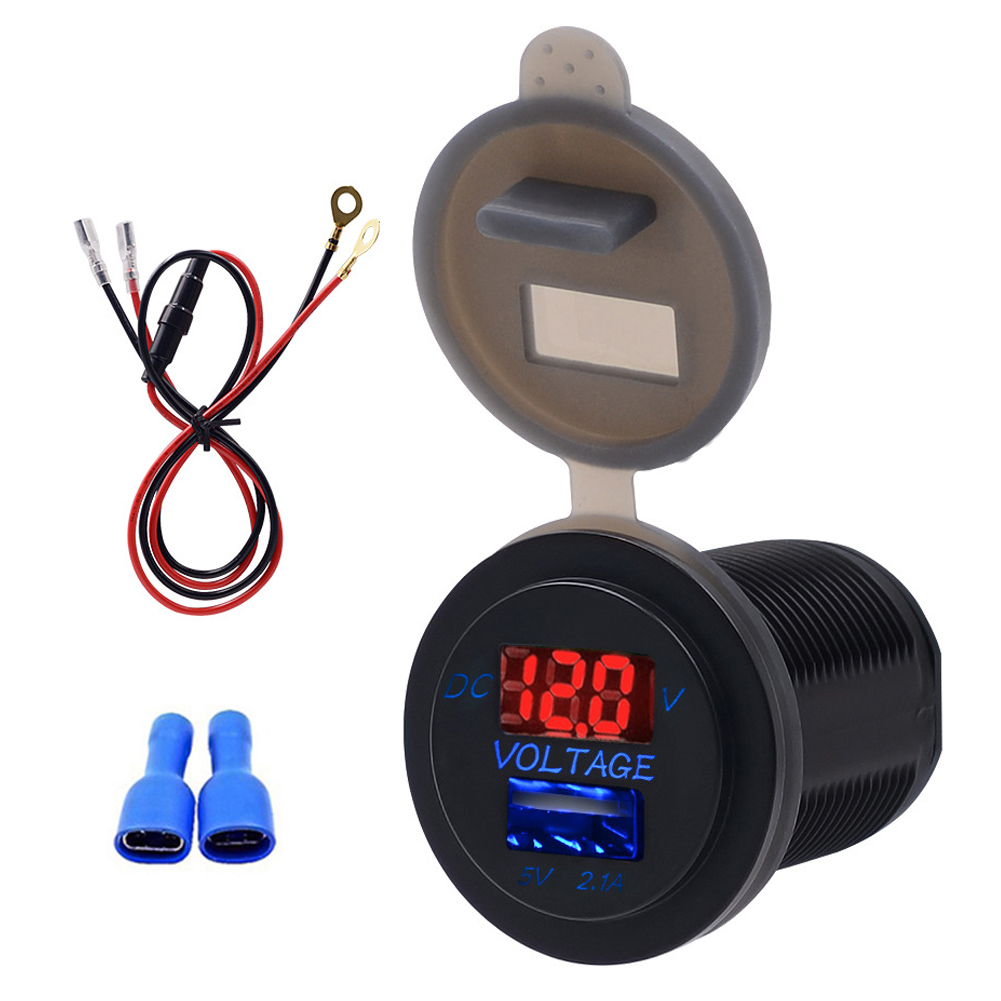 Rotes 2,1-a-usb-kfz-ladegerät Mit Spannungs- Und Voltmeteranzeige, Ip66 Wasserdicht, Dc12–24v Kfz-stromversorgung