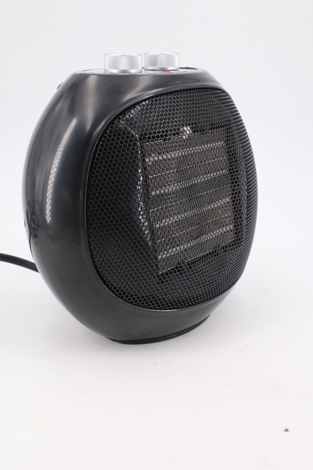 Heizlüfter Basetech NDQ1360 schwarz, Gitter etwas eingedrückt Bild 4