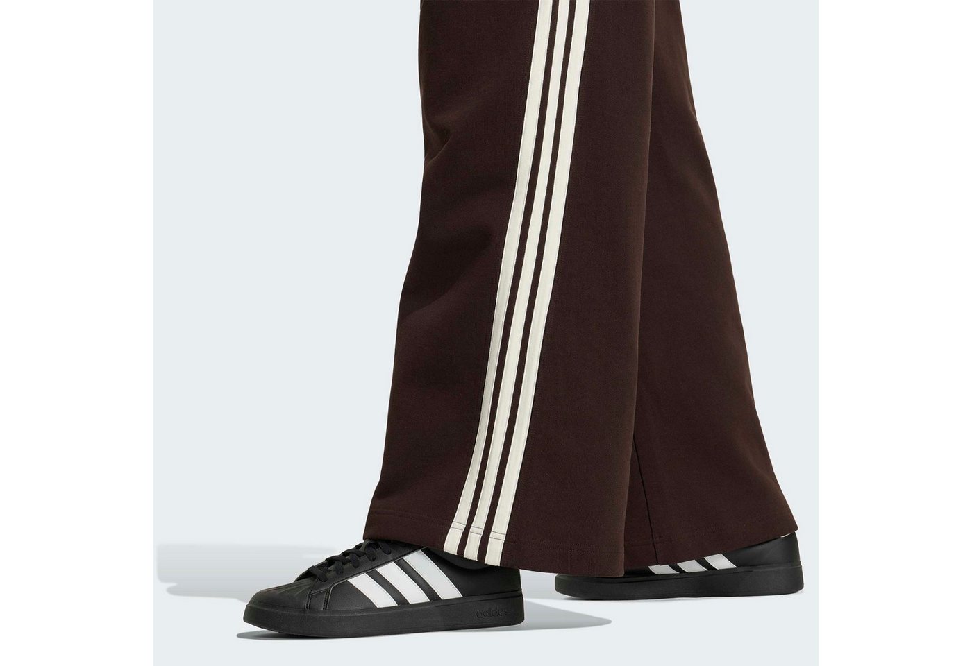 adidas Sportswear Sporthose ADIDAS KIT 3-STREIFEN, WEIT GESCHNITTEN ohne Verschluss, aus Baumwolle