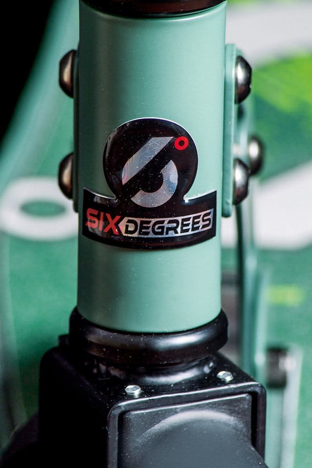 Six Degrees Aluminium Scooter mit Klappmechanismus & Ständer 205 mm Höhenverstellbar GS-Geprüft Grün Testsieger