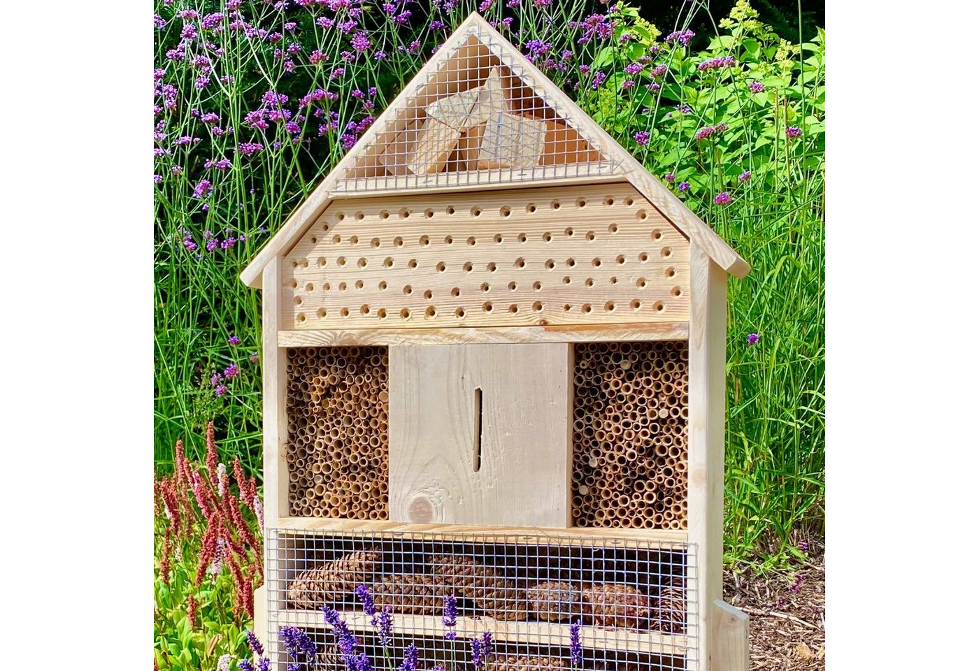 gartenetage Insektenhotel XXL Insektenhaus & Bienenhotel, Naturbelassenes, Insektenhotel zum Aufstellen mit Pfählen Bild 2
