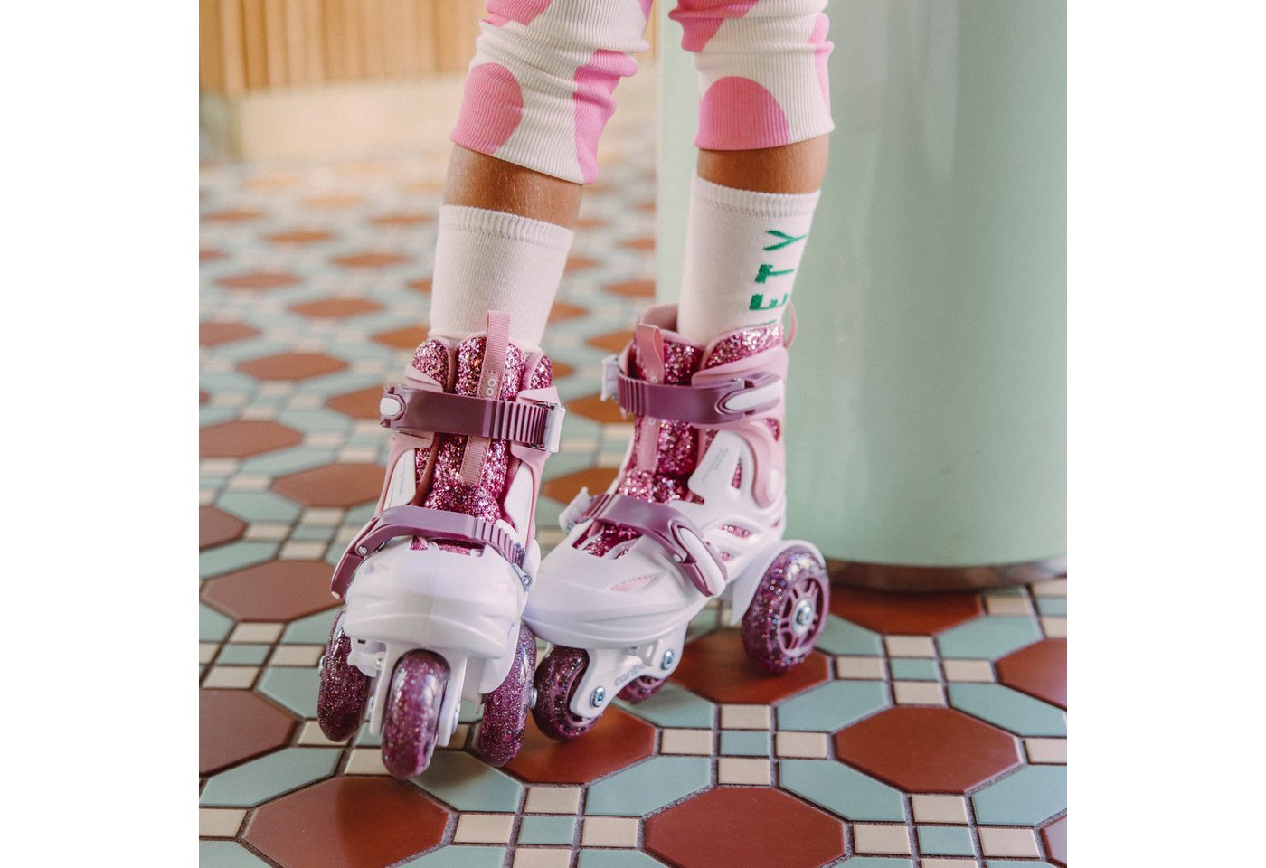 Cariboo Rollschuhe Set CARIBOO BALLERINA Inliner und Protektoren 2 Modi LED-Rollen Bild 2
