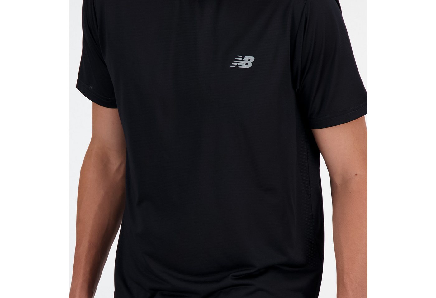New Balance Laufshirt Sport Essentials T-Shirt Mens TOP-36319 mit Kurzarm-Design, atmungsaktiv, schnell trocknend, Regular Fit Bild 4
