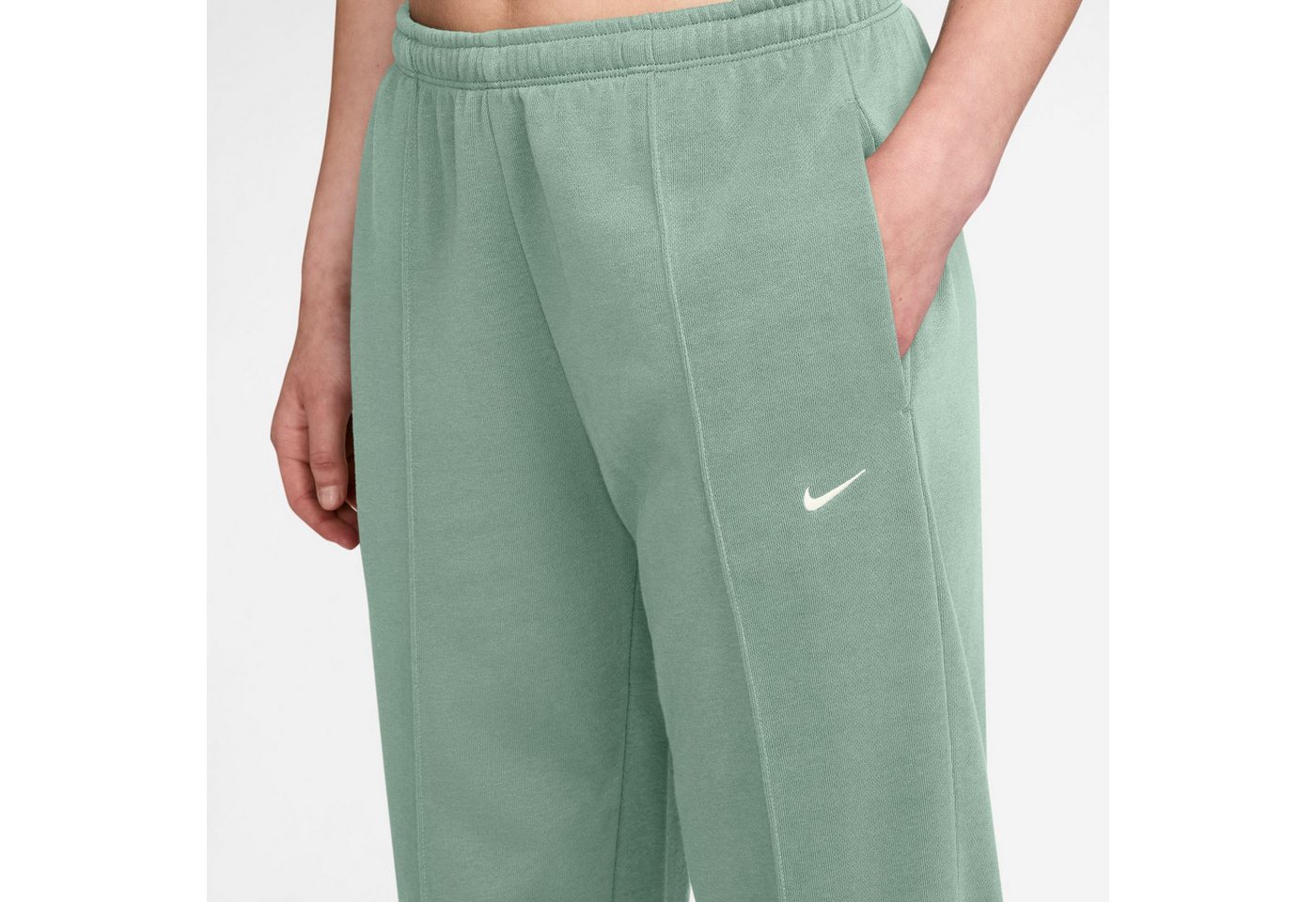 Nike Sportswear Sporthose W NSW CHLL FT JGGR PANT mit Baumwolle und Polyester, auch in großen Größen Bild 3