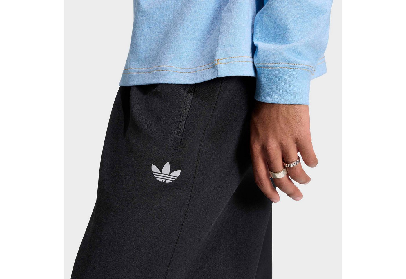 adidas Originals Sporthose TREFOIL ESSENTIALS, OFFENER SAUM Bild 5