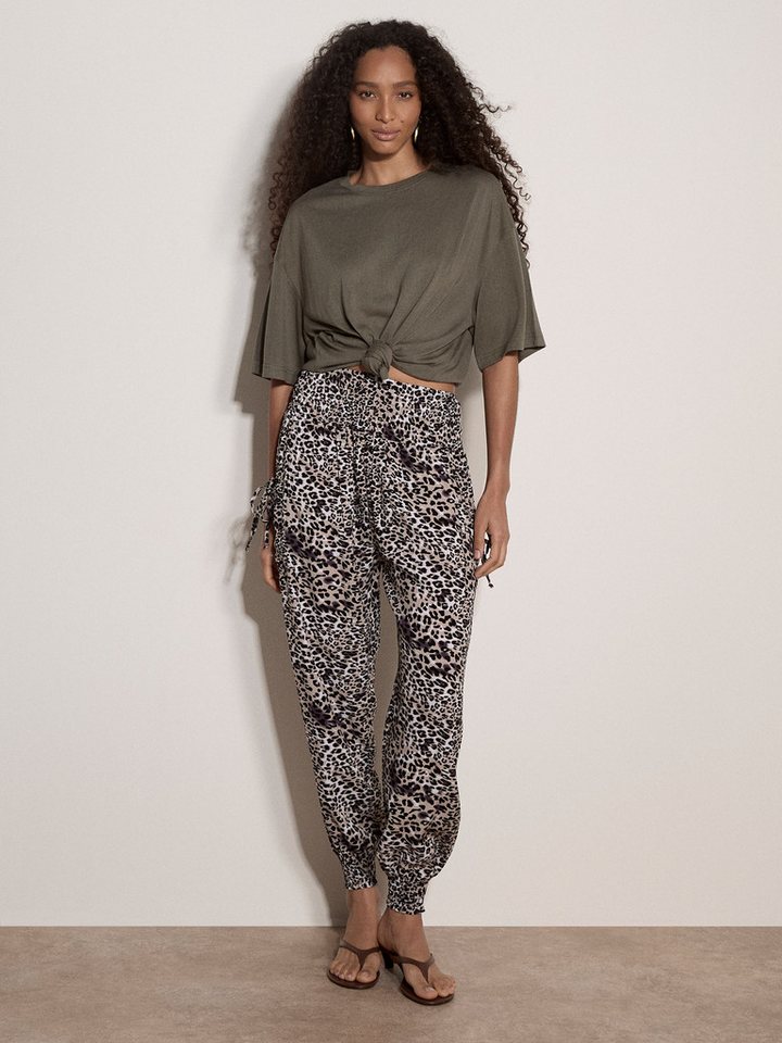 Apricot Jogger Pants Relaxhose mit Animalprint Bild 4