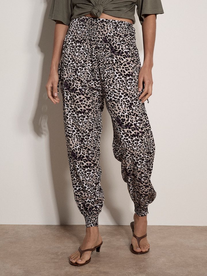 Apricot Jogger Pants Relaxhose mit Animalprint Bild 5