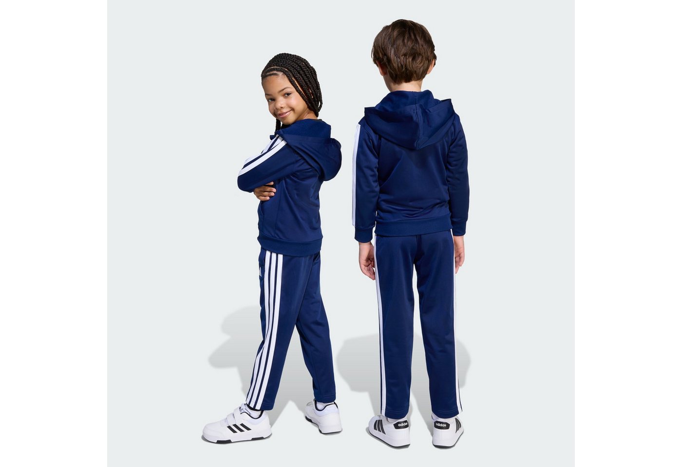 adidas Sportswear Trainingsanzug ESSENTIALS KIDS TRAININGSANZUG (1-tlg) Bild 2