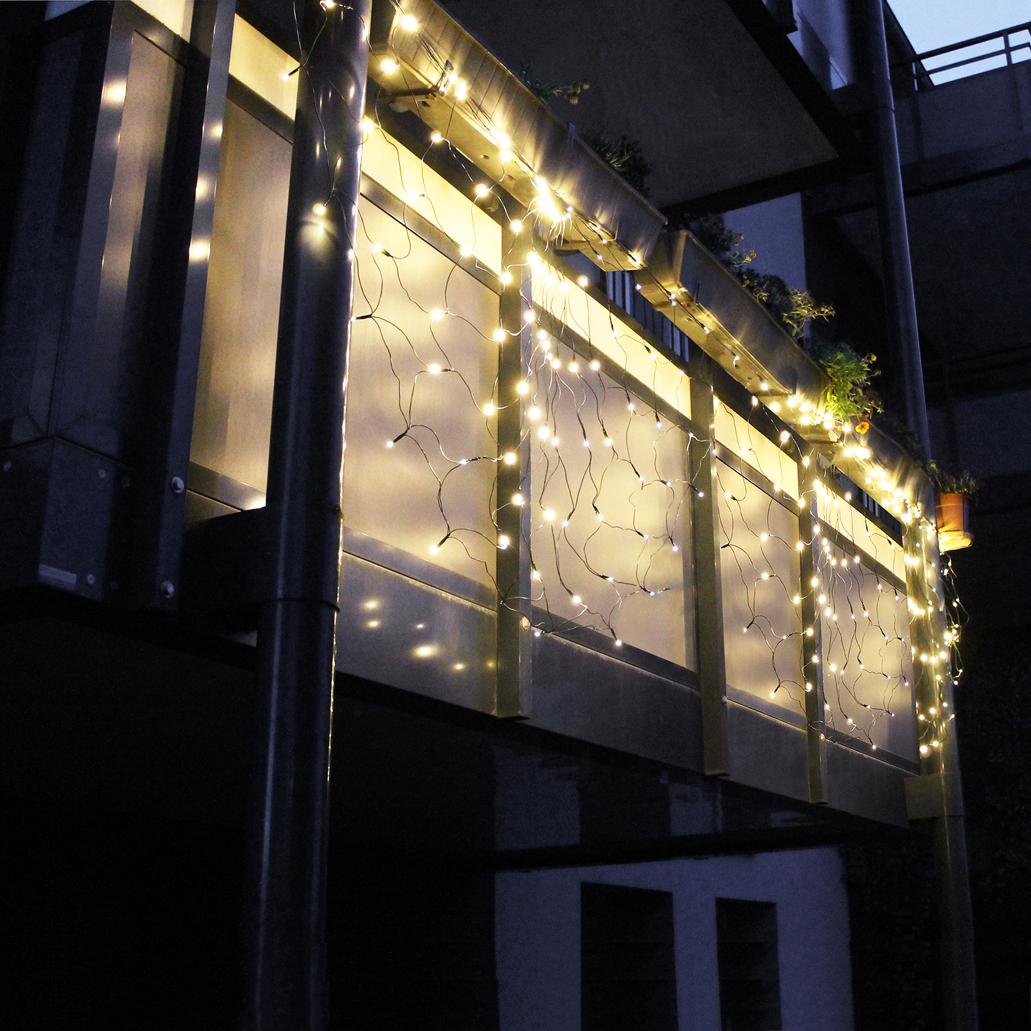 Multistore 2002 - Balkongeländer Lichternetz 410x100cm 240 Leds Weihnachtsbeleuchtung Balkondeko
