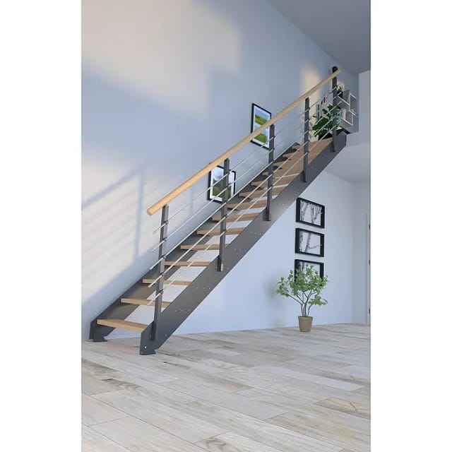 Treppe Kos 14 Stufen Eiche Geölt 85 cm Metallgeländer Anthrazit FSC®