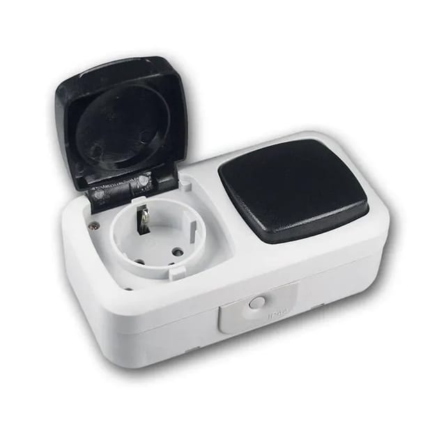 ChiliTec Feuchtraum Kombi SchalterSteckdose IP44 250V h