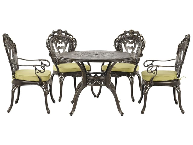 Beliani Gartentisch Set SAPRI Dunkelbraun 100x100x97
