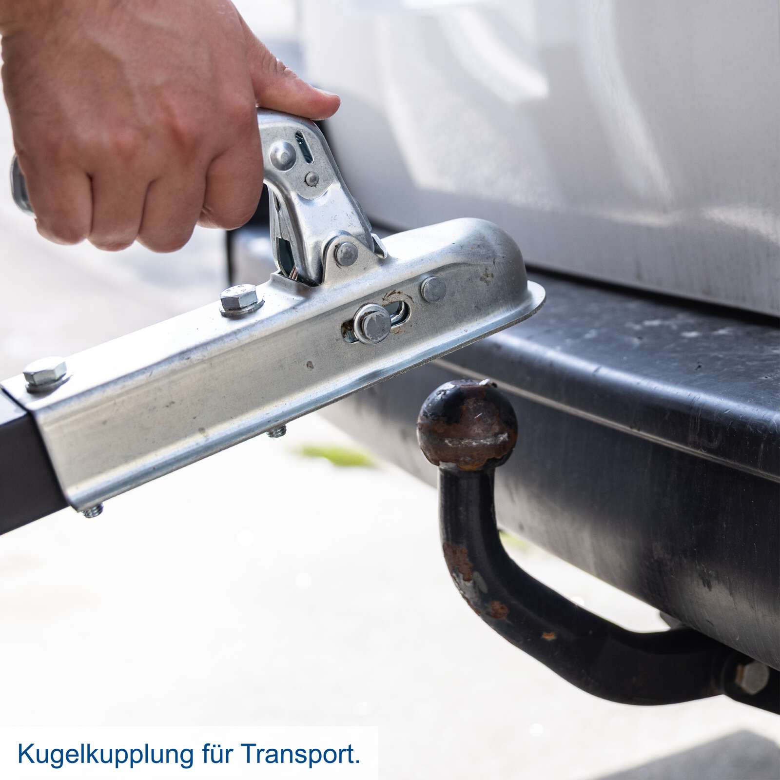 Benzin-Messerhäcksler PGS420E Scheppach - 12PS | 120mm Schnittstärke | 6,5L Benzintank | 2530min-1 Drehzahl | einfacher Transport
