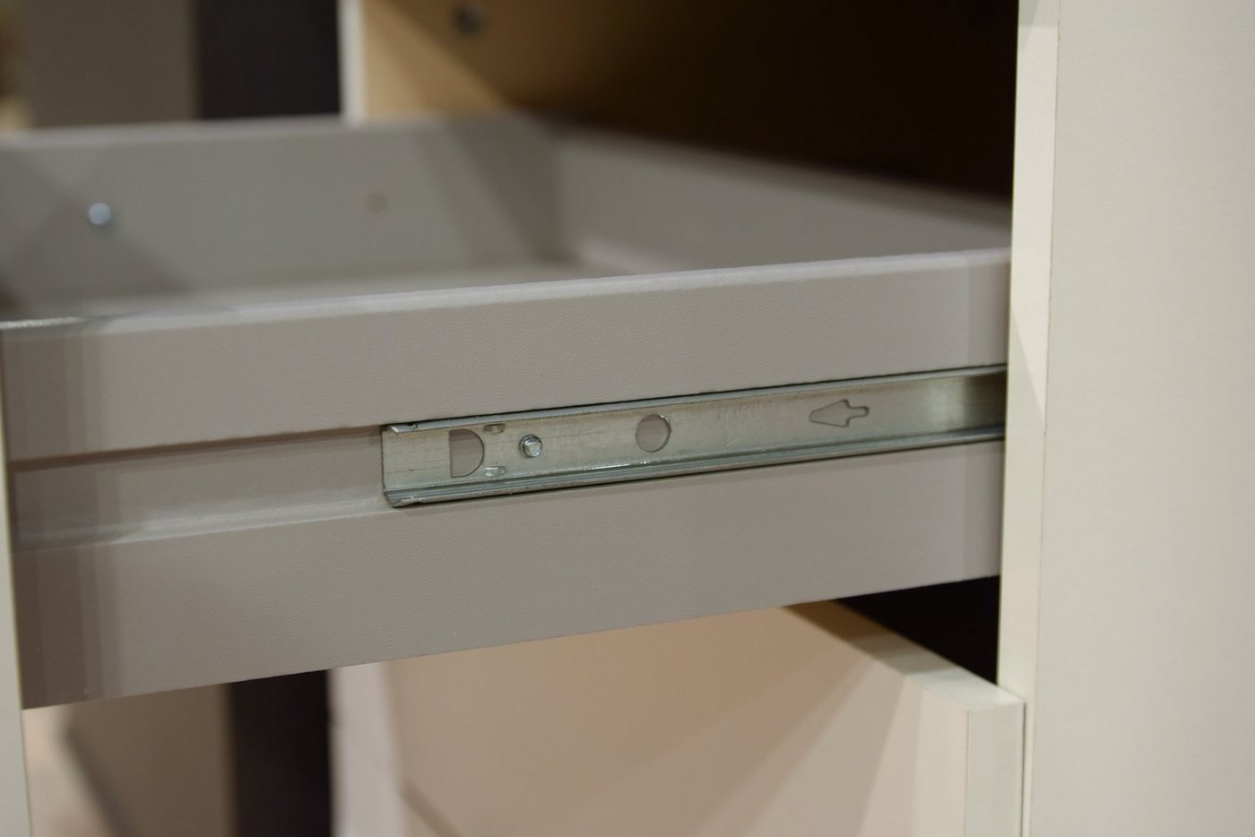 Wimex Drehtürenschrank Lübeck Akustiklamellen Optik, ohne Spiegel, 135 oder 180cm breit Bild 5