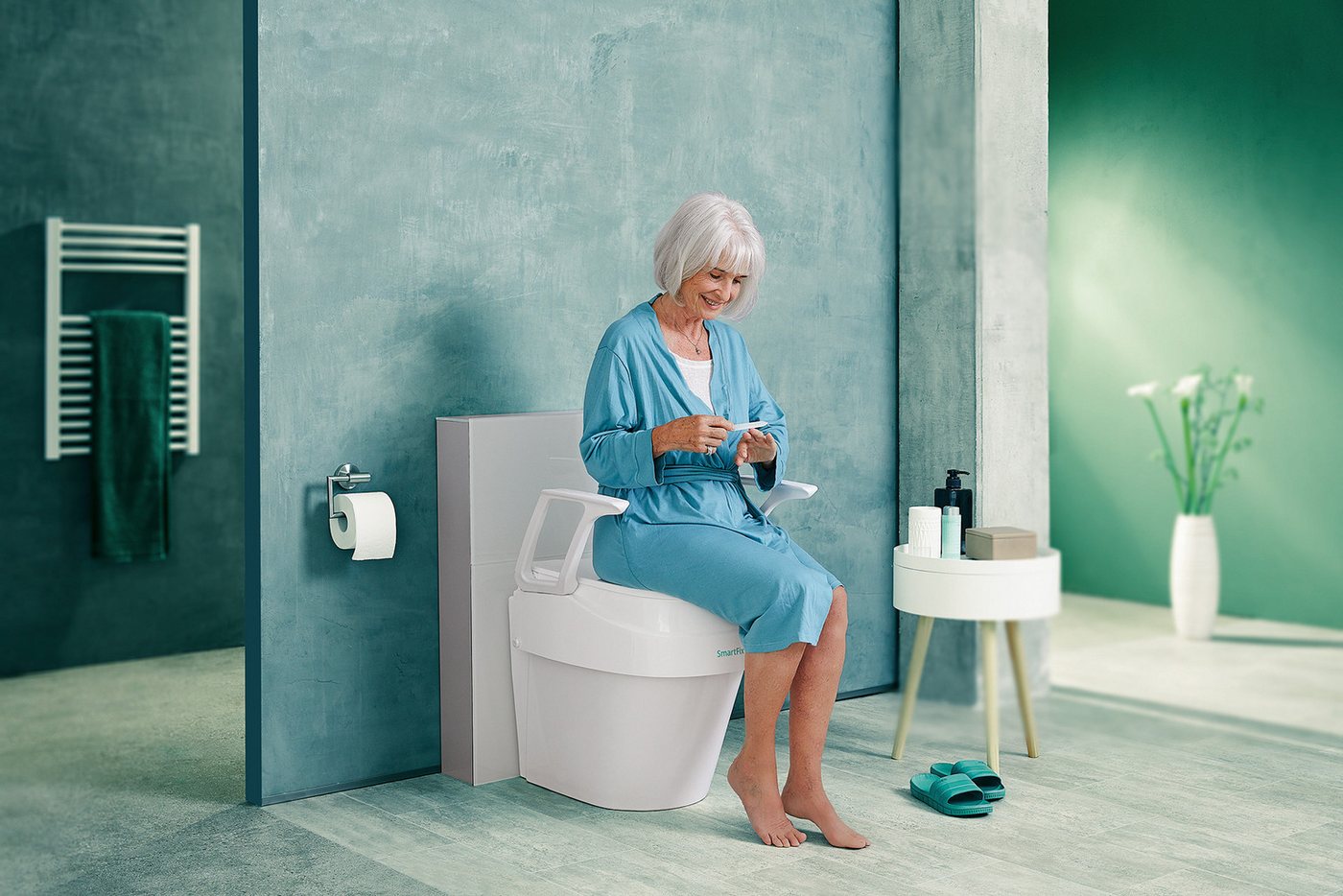 DocMed Toilettensitzerhöhung Universal 3-fach verstellbar mit Armlehnen und Deckel, 37,7 cm, hohe Belastbarkeit, Made in Germany