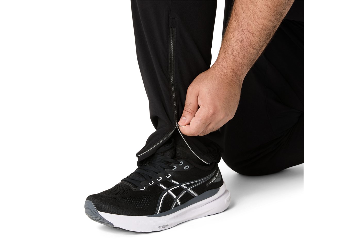 Asics Laufhose ASICS CORE WOVEN PANT Schnelltrocknend, Reflektierend, Smartphone-Fach Bild 5
