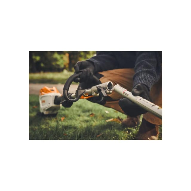 STIHL FSS-KM mit AutoCut 27-2 und 45 cm Schneidkreis-Durchmesser