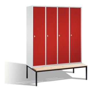 C+P Umkleidespind Classic mit Sitzbank, 4 Abteile, H2090xB1590xT500/815mm Front Rubinrot Korpus Lichtgrau