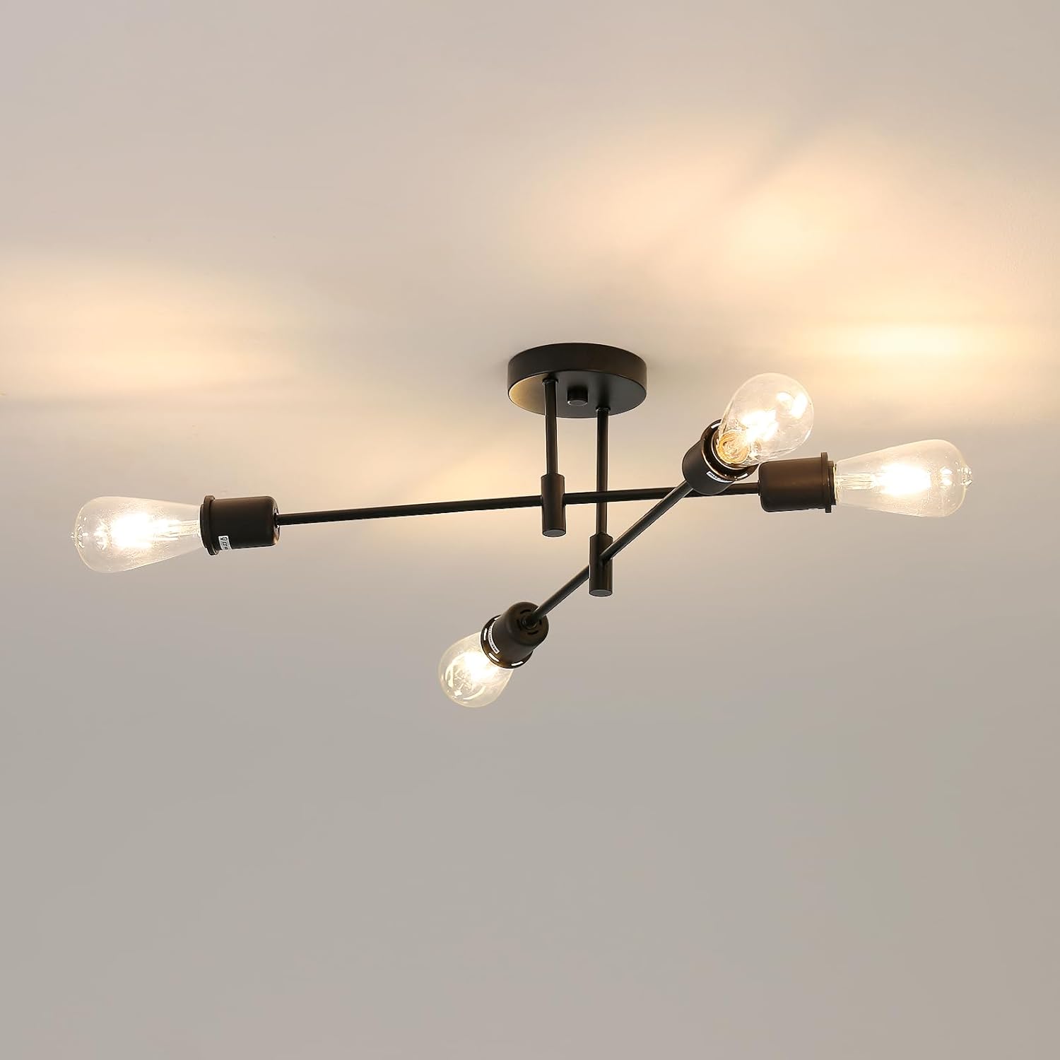 Industrieller 4-armiger Kronleuchter – Schwarz-goldenes Metall – 180° Verstellbar – Für Wohnzimmer, Küche, Büro – 72 Cm Durchmesser