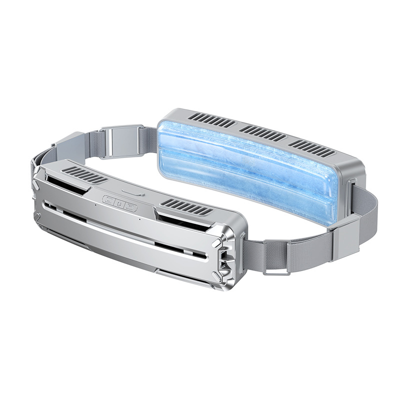 Dieser Ventilator Ist Mittelgroß, Tragbar, Verfügt Über Einen Usb-anschluss, 3 Geschwindigkeitsstufen Und Ist Silberfarben.