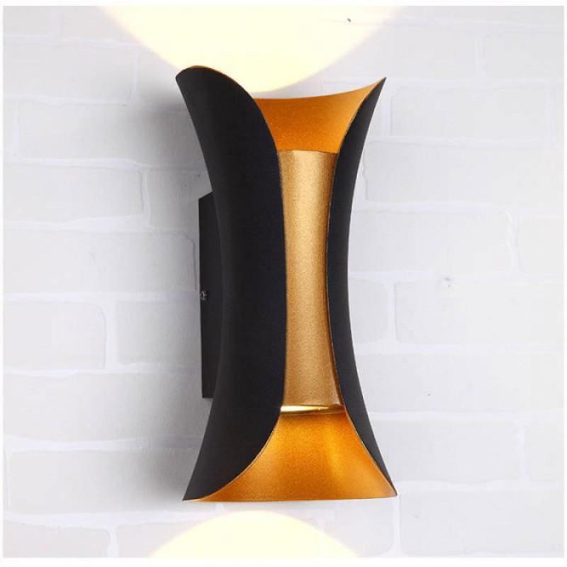 Außenwandleuchte – 10 W – 3000 K – Ip65 – Eisen – Warmweiß