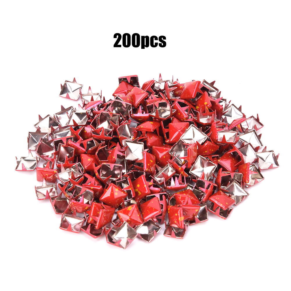 Packung Mit 200 Quadratischen Metallnieten (9 Mm), Rot Mit Gelb Gepunktetem Hintergrund, Für Diy-schuhe, Taschen, Hüte Und Deko-accessoires