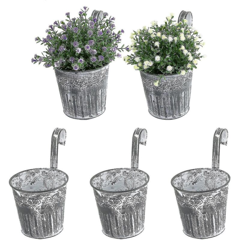 Set Aus 5 Hängenden Blumentöpfen Aus Eisen Im Vintage-stil Mit Haken Und Griffen.