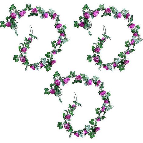 Set Aus 3 Künstlichen Rosen An Einer Ranke