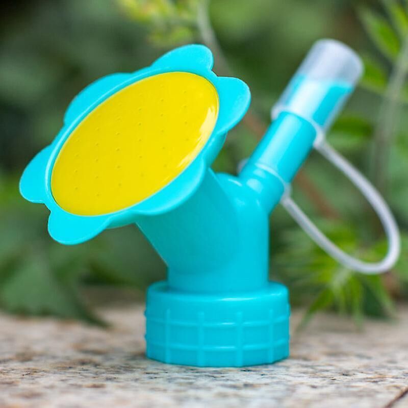 Set Beigefarbener Flaschengießdüsen Für Gartengeräte
