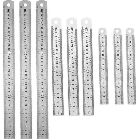 Set Mit 9 Kurzen Stahllinealen Für Büro Und Schule. – 30 X 3 Cm – Silber