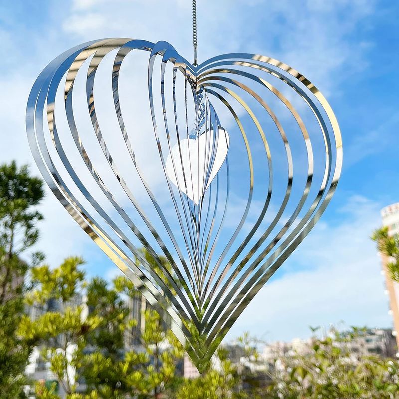Windspiel Aus Edelstahl, Kinetische Gartendekoration Für Drinnen Und Draußen, Lasergeschnittenes 3d-herz, 360°-hängewindspiel Aus Metall