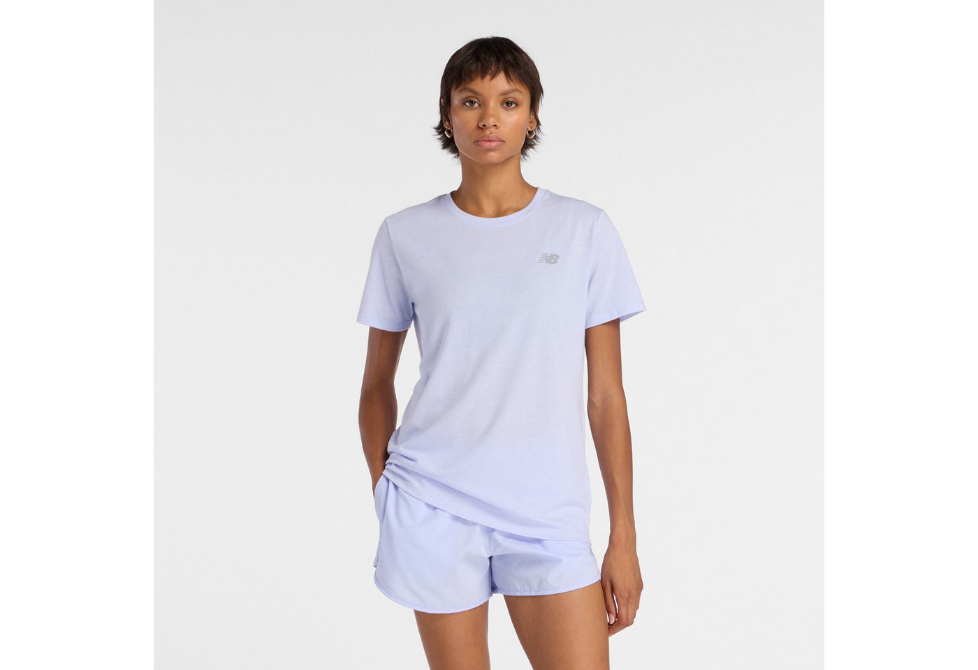 New Balance Laufshirt Sport Essentials Heathertech T-Shirt sportlicher Stil mit Label-Applikation, aus Baumwolle und Polyester Bild 3